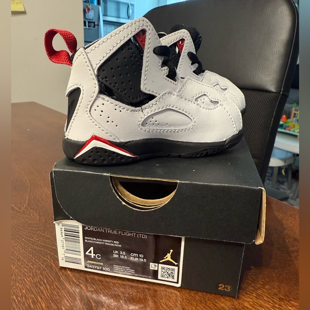 Jordan True Flight Toddler Sneakers in White and Black with Red Accents